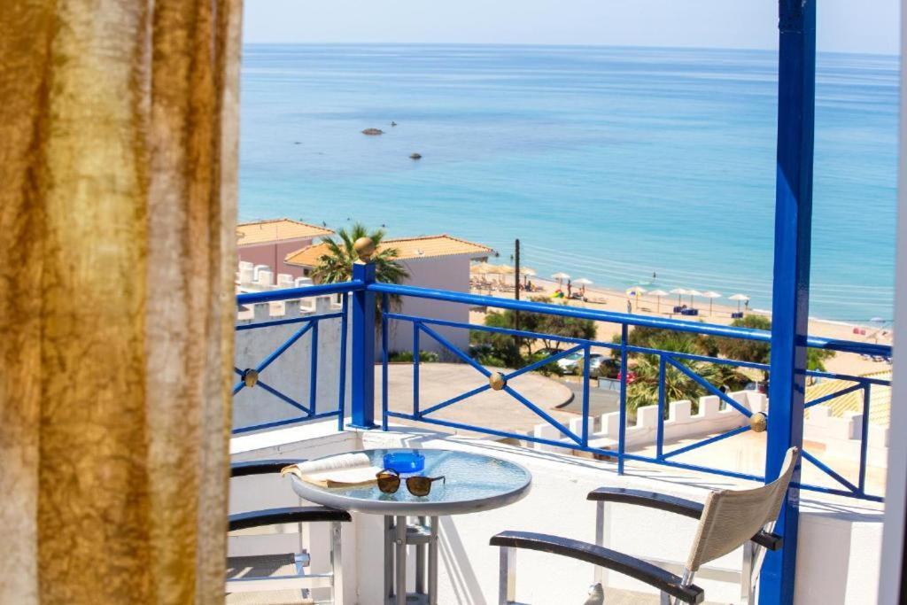 Villa Rozou Paralia Vrachou Esterno foto